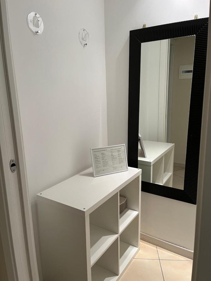 Bilocale In Centro - 10Km Da Malpensa Apartment Gallarate Luaran gambar