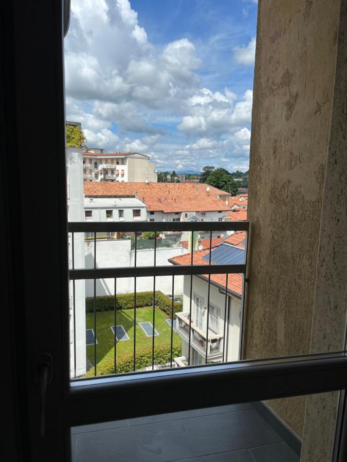 Bilocale In Centro - 10Km Da Malpensa Apartment Gallarate Luaran gambar